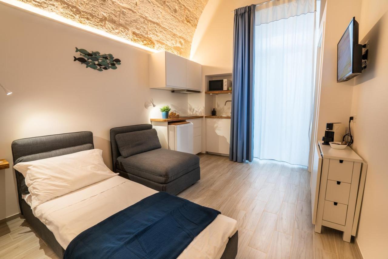 Vico Blu Hotel Полиняно а Маре Екстериор снимка