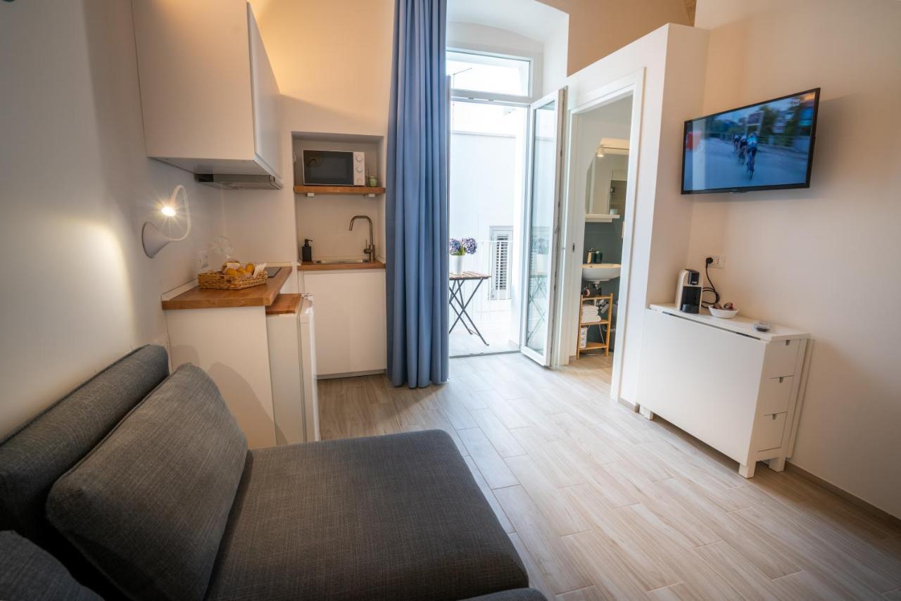 Vico Blu Hotel Полиняно а Маре Екстериор снимка